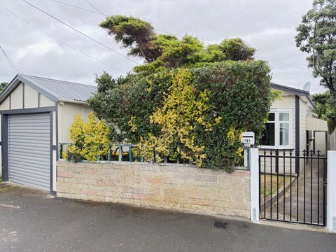 105 Onepu Road, Lyall Bay, Wellington