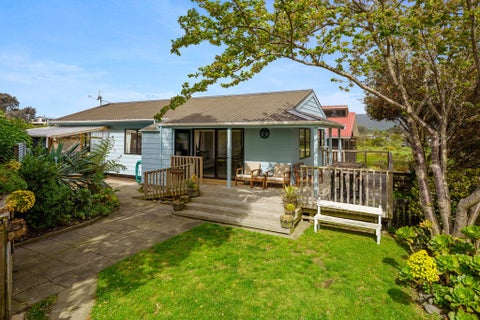 149 Weggery Drive, Waikanae Beach, Waikanae
