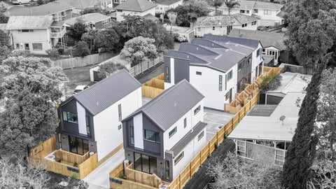 5 Weldene Avenue, Glenfield, Auckland