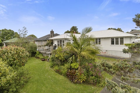 50 Roberts Road, Te Atatu South, Auckland