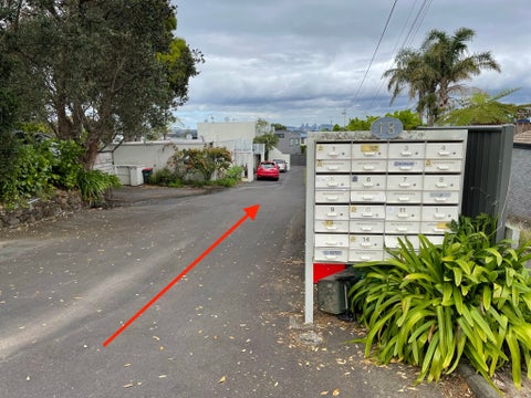 15/18 Parr Terrace, Castor Bay, Auckland