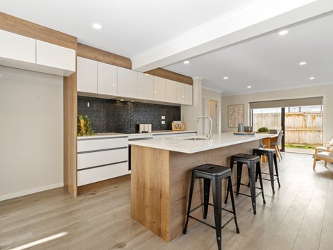 2/52 Carrington Avenue, Hillcrest, Hamilton
