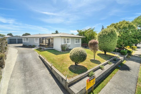 84 Apollo Parade, Milson, Palmerston North