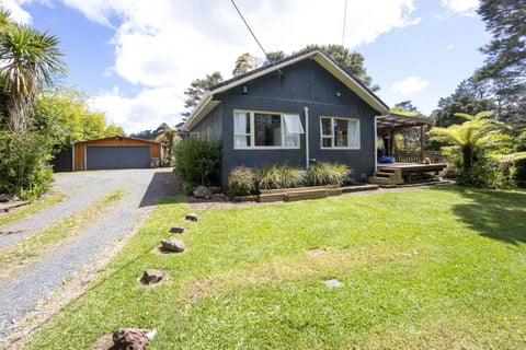 186 Candia Road, Henderson Valley, Auckland