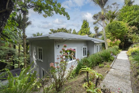 11 Tawini Road, Titirangi, Auckland