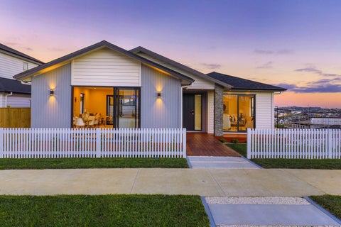 16 Davey Crescent, Orewa, Orewa