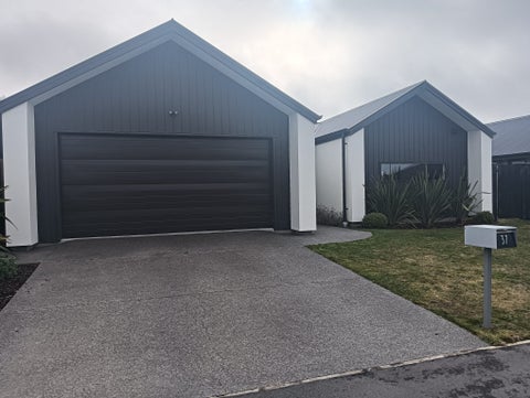 37 Croydon Street, Woodend, Woodend