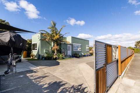 12 Barker Road, Marewa, Napier