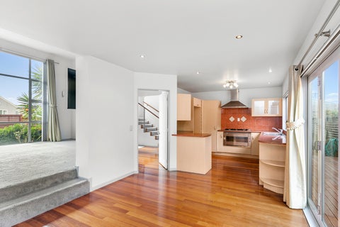 33 Waverton Terrace, Churton Park, Wellington