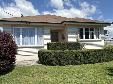 55 Neal Street, Putaruru