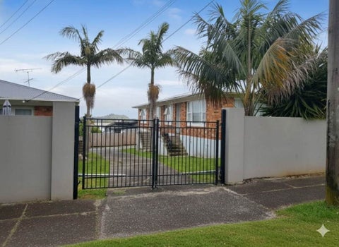 2/51 Grey Street, Onehunga, Auckland