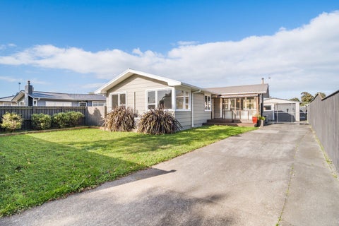 20 Rhodes Drive, Kelvin Grove, Palmerston North