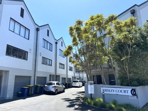 4/6 Ambrico Place, New Lynn, Auckland