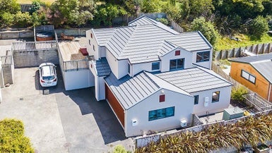 16A Latitude Close, Whitby, Porirua