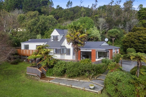 136 Moores Valley Road, Wainuiomata, Lower Hutt
