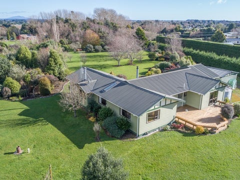 30 Railway Terrace, Ohau, Levin