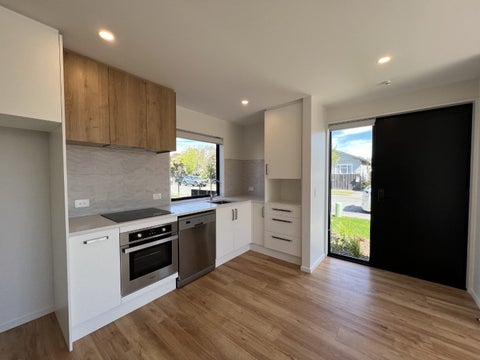 1/9 Marcroft Street, Woolston, Christchurch