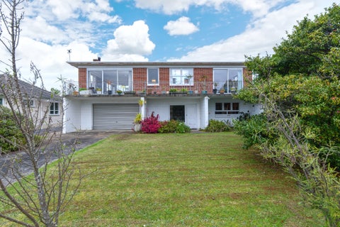 14 Montmere Avenue, Te Atatu Peninsula, Auckland