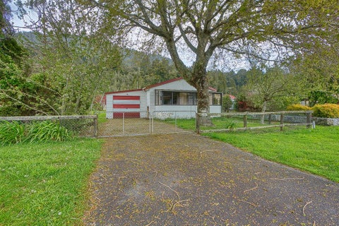 43 Main Road, Harihari