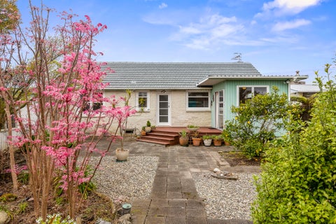 26 Mazengarb Road, Paraparaumu Beach, Paraparaumu