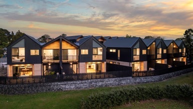 9/51 Taipari Road, Te Atatu Peninsula, Auckland