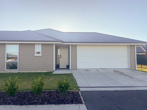 7 Whitehorn Drive, Lincoln, Lincoln