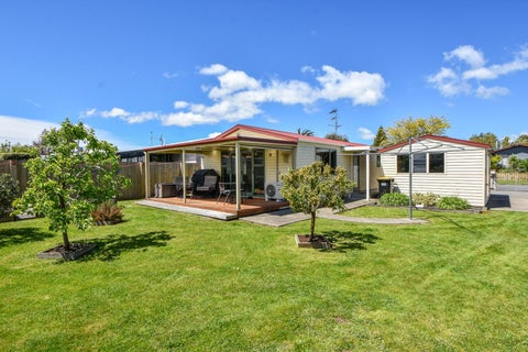 6 Kupe Drive, Carterton