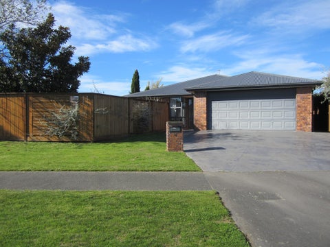 24 Heathridge Place, Lincoln, Lincoln