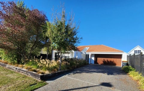 24 Millcroft Place, Parklands, Christchurch