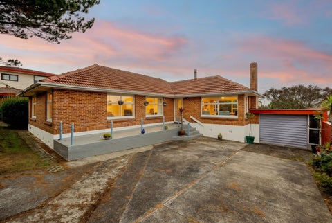 32 Donovan Street, Blockhouse Bay, Auckland