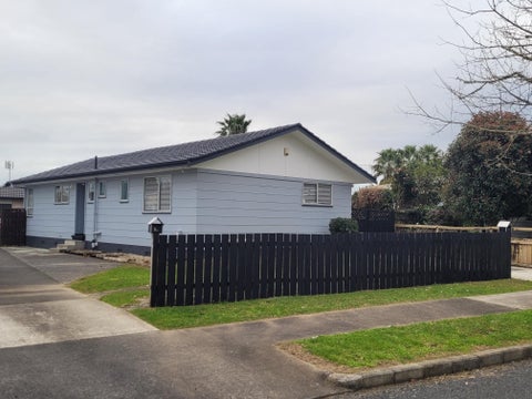 5 Bluewater Place, Wattle Downs, Auckland
