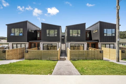 8/27 Main Road, Wainuiomata, Lower Hutt