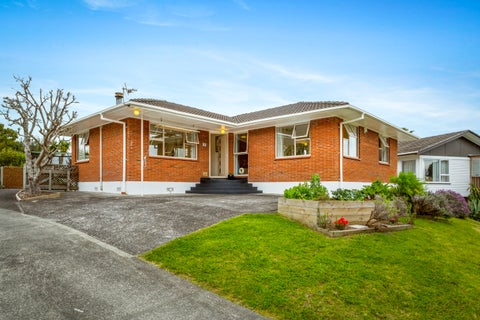 23 Lucinda Place, Glen Eden, Auckland