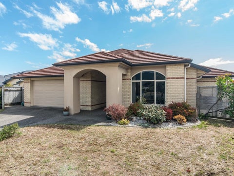28 Quadrant Heights, Paraparaumu