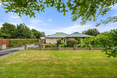 18A Parsonage Road, Woodend, Woodend