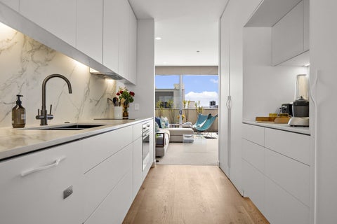 16K Fisher-Point Drive, Auckland Central, Auckland