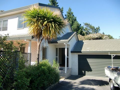 2/15 Mandica Place, Sunnynook, Auckland