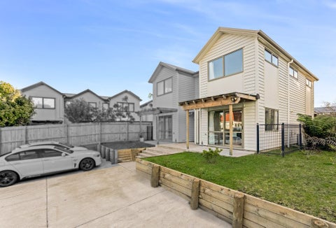 81B Cambridge Terrace, Papatoetoe, Auckland