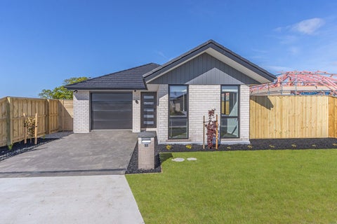 33 Stackwood Avenue, Woodend, Woodend