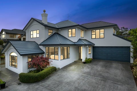 4 Ridley Green, Churton Park, Wellington