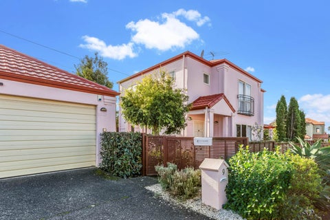 9 Stolford Crescent, New Lynn, Auckland