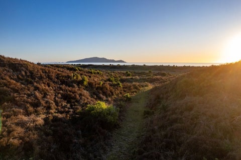 18 Mahurenga Lane, Te Horo