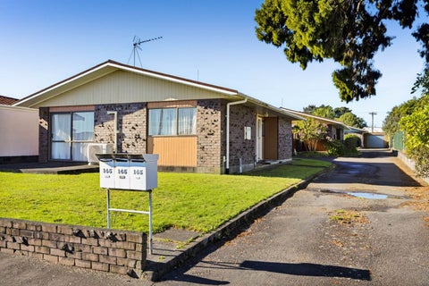 1/145 Tukapa Street, Westown, New Plymouth