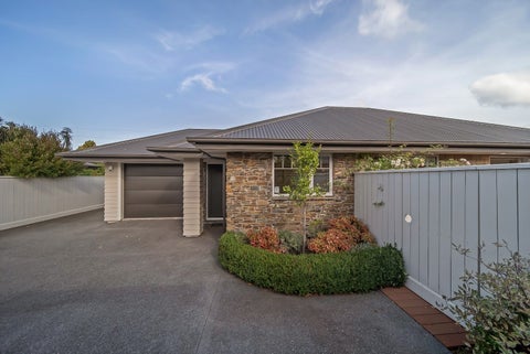 4/249 Wairakei Road, Bryndwr, Christchurch