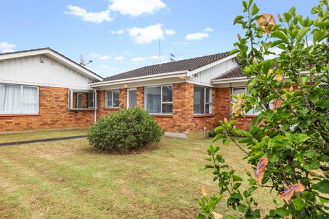 2/85 Mount Smart Road, Onehunga, Auckland