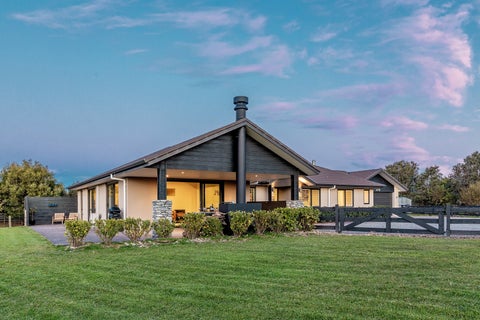 8 McPadden Road, Westport, Westport