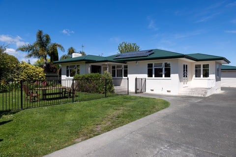 24 Mill Road, Clive, Clive