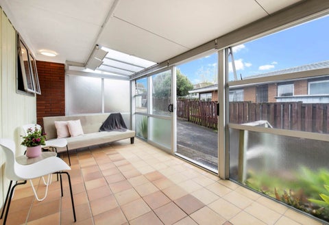 1/17 Liam Place, Half Moon Bay, Auckland