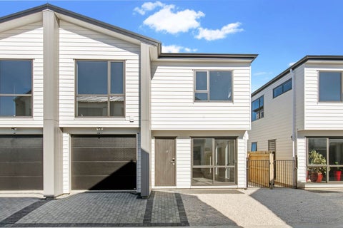 12/13 Kimpton Road, Papatoetoe, Auckland