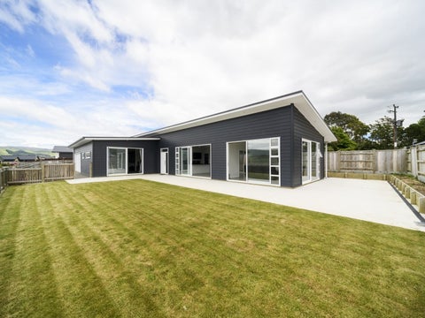 31 Coutts Way, Fitzherbert, Palmerston North